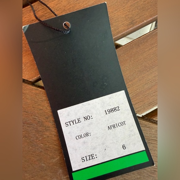 La Femme Apricot Beaded Chiffon Gown Size 6 Lace Bodice V-Neck Formal Prom Dress - Picture 8 of 10